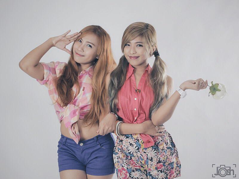 hanjineul's tweet photo. Danshins 👯 @drenalinerushed #nineflames http://t.co/dXKcMmZLG0
