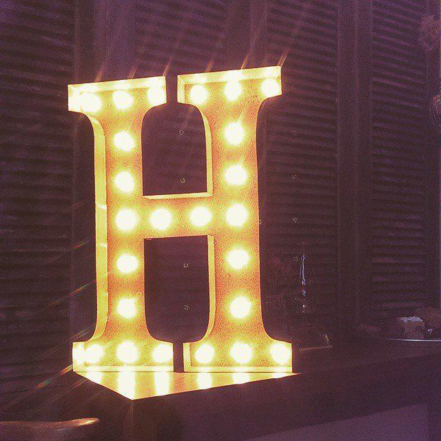 The only picture we managed to capture at tonight's packed vendor mixer at @pointbreezeway… ift.tt/1KU05iD