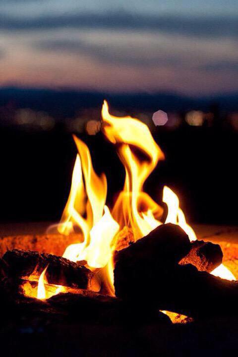 ChiIIVlbes's tweet photo. I'm down for a camping trip ⛺️🔥 http://t.co/WS6j33dRPV