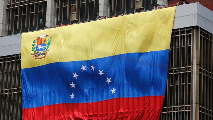 Las 7 acciones que tomará #EEUU para justificar su ataque contra #Venezuela es.rt.com/3m65 #BlogsRT