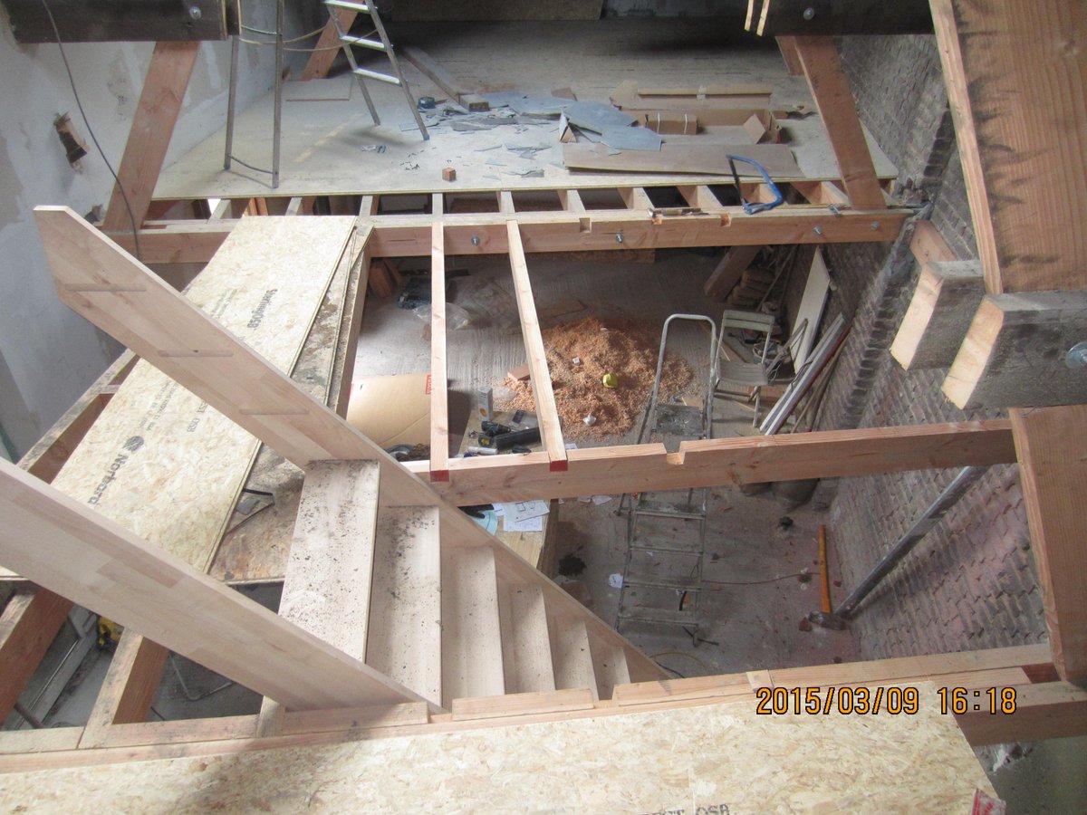 JeanGrell's tweet image. ONE: Le deuxième niveau, sous forme de mezzanine, prend forme... nous sommes satisfaits de l'évolution de ce chantier