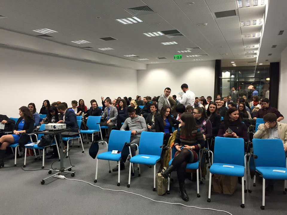 JCIRomania's tweet photo. Aseara a avut loc Meet JCI, organizat de catre colegii din JCI Cluj. http://t.co/AKVsrsDCVr