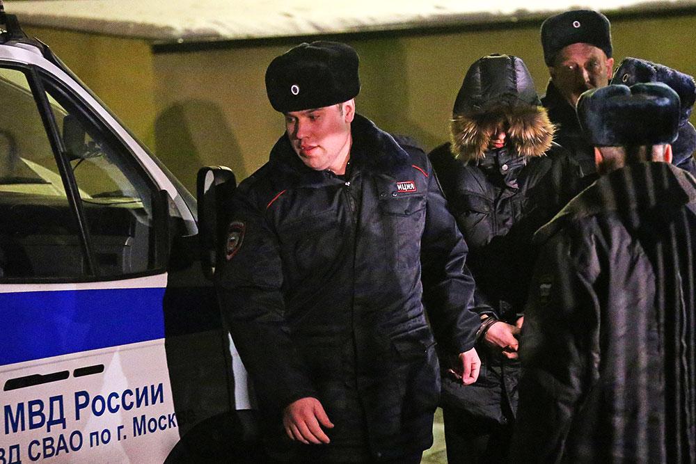 3 февраля 2014 года десятиклассник сергей гордеев. бойня в отрадном. бойня в отрадном. массовое убийство в ивантеевке. сергей гордеев 2014 год москва школа в отрадном.