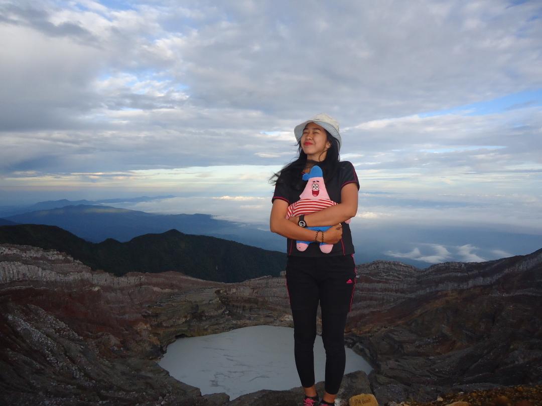 emptykosonggg's tweet photo. keren! "@infopendaki: RT @DMaryeta: Puncak merapi mt.dempo 3159mdpl http://t.co/CXlZSciqyL"