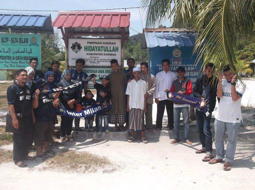 ICI_Karimun's tweet photo. Dlm rangka merayakan Anni #Inter107,kami mengadakan Baksos utk panti asuhan di Smemal. @InterClubIndo @ICI_Adventure http://t.co/cHl87eIc7W