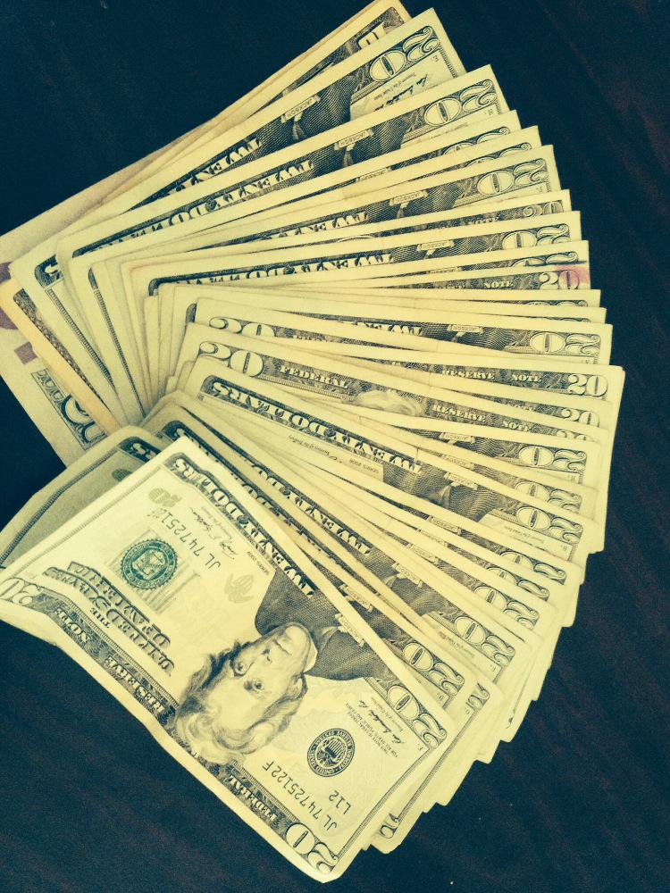 PINKTee_'s tweet photo. #Checkkk 💸💸💸. http://t.co/YcmJ2FLfAh
