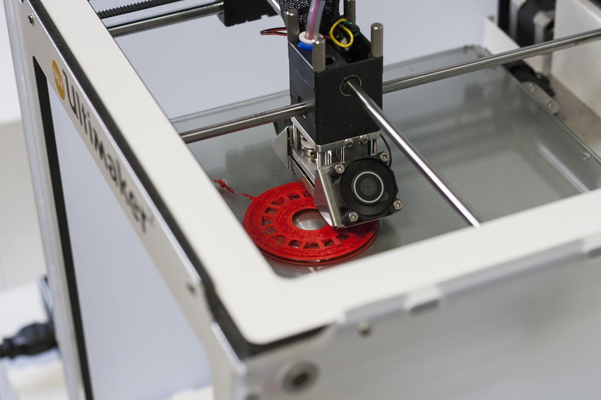 simonlaumet's tweet image. A very productive weekend! Loved designing &amp;amp; building the @happy_commute prototype :) #fabhack15 #iot