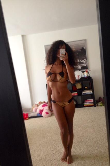 Happy #friskyFriday tweeps! @playboy @PlayboyDotCom 🌴❤️ http://t.co/rvq09v2P1H<a href="/tag/friskyfriday"class="tags">#friskyFriday</a><a class="tags" href="/tag/playboy">@playboy</a>