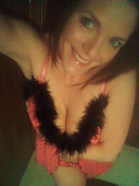 Who likes their tits fluffy? About to tickle some fancy on webcam...ticklish? http://t.co/nL2okwyOhq<a href="/tag/livewebcam"class="tags"><span>#livewebcam</span></a>