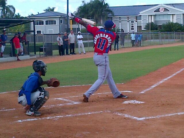 Ba0HkXYCEAAl1Mi.jpg:large