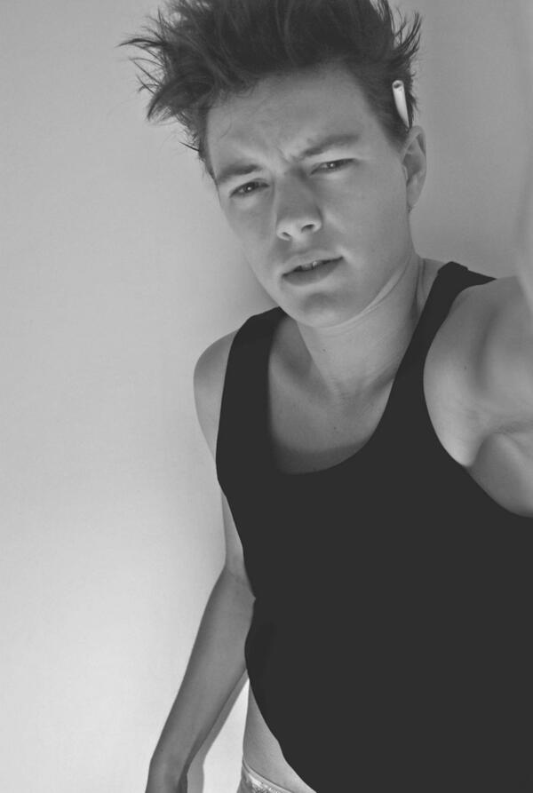 ErikaLinderFanz's tweet photo. #20 "I want something real." - @ErikaLinder http://t.co/UMcF9uauBk
