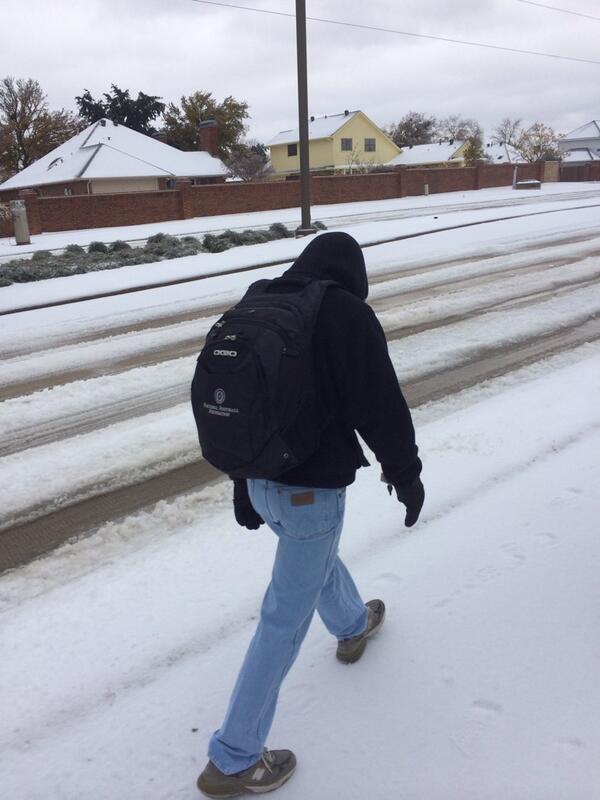 CLASSICxCLAY's tweet photo. Always carrying extra supplies to make sure he's prepared for the elements #ClassicClay http://t.co/L5nwL2Sx8n