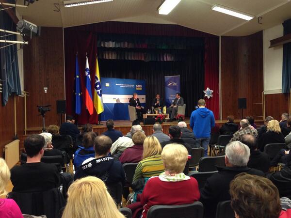 Evropa - grožnja suverenosti ali zaveznik na poti iz krize? okrogla miza z <a href="/MilanZver/">Milan Zver</a>