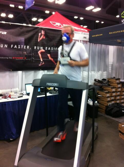 RunRunnerDave's tweet image. Testing running shoes in Austin  WaveSpring by Spira.