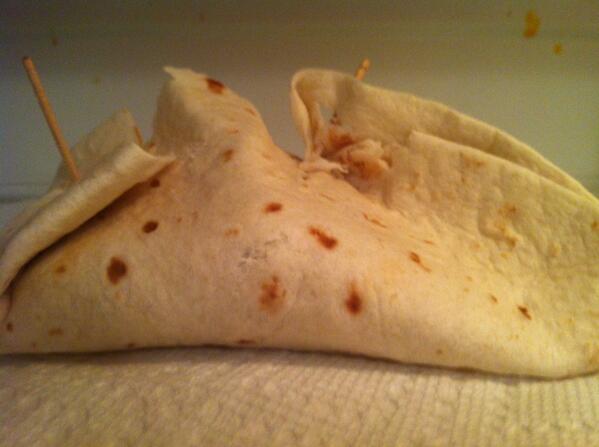kkMustache's tweet photo. Not even sure I should call this a taco anymore... http://t.co/DVLIlfXHqv