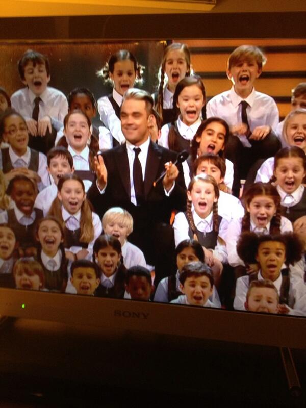 nlhumphries's tweet photo. I want my licence fee back #robbiewilliams #palladium #wtf #bbc http://t.co/JguaAFDwCH