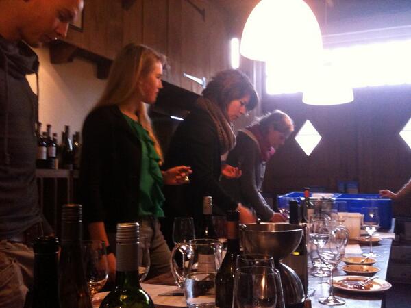 Met het team wijnen proeven voor onze Christmas Carols!
Weer spannende combinaties gevonden!@Twentschwijn