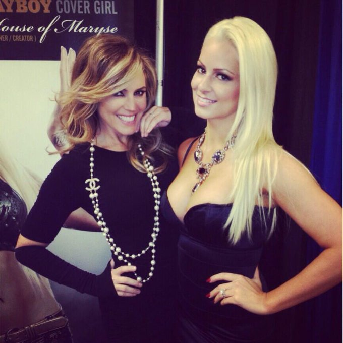 Enjoying @Steelcitycon with the beautiful &amp; talented @maryse0uellet http://t.co/qqoh3d1nnW<a class="tags" target="_blank" title="On Twitter" href="/?out=eyJ0eXAiOiJKV1QiLCJhbGciOiJIUzUxMiJ9.eyJpYXQiOjE3MjcyNzEyOTEsImlzcyI6InR3cG9ybnN0YXJzLmNvbSIsIm5iZiI6MTcyNzI3MTI5MSwiZXhwIjoxNzU4ODA3MjkxLCJyZWRpcmVjdF91cmwiOiJodHRwczovL3R3aXR0ZXIuY29tL1N0ZWVsY2l0eWNvbiJ9.hexgpK10UYoBpeXb2gfjvlJZEM2NipHz7Gf1OO6cuX9vU9f43-eknv7Y07pt_NbmRio4PKUCXdT8whlnJklDfA">@Steelcitycon</a><a href="/tag/theprincessgracefoundation"class="tags"><span>#theprincessgracefoundation</span></a>