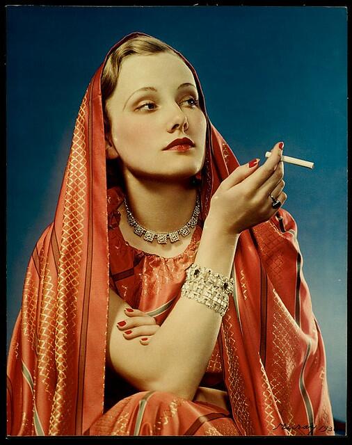 JeremyGura1's tweet photo. Another ad from Lucky Strike that glamorizes smoking, much different than what tobacco companies do today #30sclass http://t.co/BIYBZJ7ZYw