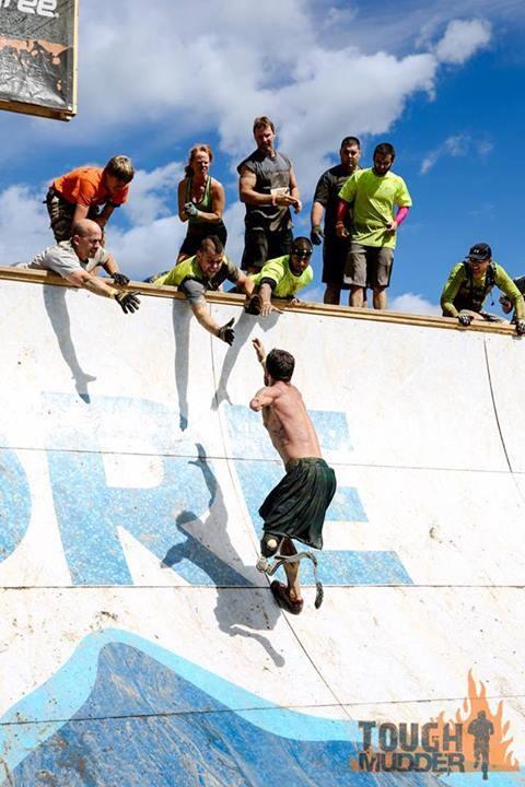 ToughMudder's tweet photo. Check out badass and American hero @Noah_Galloway running Tough Mudder on @MTV True Life this… http://t.co/yIWeBLycLI http://t.co/vpr183h350