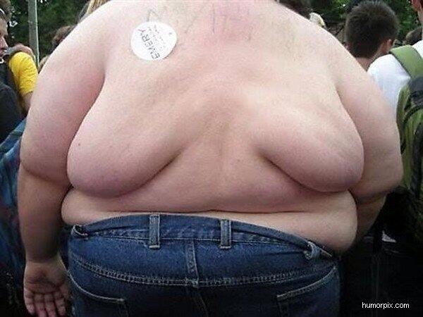 brohangover's tweet photo. Hahahahaha. You ever heard of bad titties?  YEP... http://t.co/4zJZ2k86ue