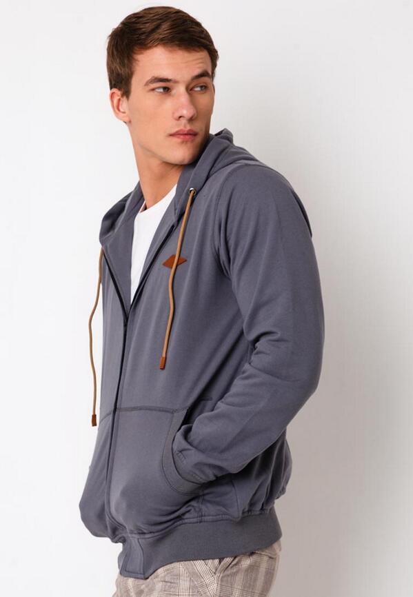 SIXPAXclothing's tweet image. #DECEMBERCOLD newsweater - idr. 229.9 k : ORDERONLINE : 08821 850 9250 wa/sms - 31520268 pinbb