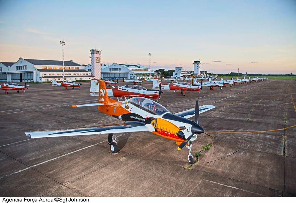 Ba42N8fCMAEU3-d.jpg:large