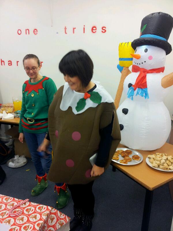 Kids of colleagues Christmas party!  <a href="/PaulGriffin18/">Paul Griffin</a> <a href="/philwoodhouse/">Phil Woodhouse</a> #elf #pudding @Lindsaytesco
