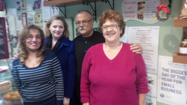 At the superb Park Cafe Thornbury Rd #Osterley with Barry, Sheila &amp; Cllr Reid @SmallBizSatUK #TeleSBS
