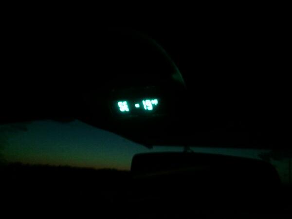 kimpassioned's tweet image. Brr! -19°F in the Northland and the sun is just starting to rise! Happy HP Day! #helpportrait #helpportraitmsp