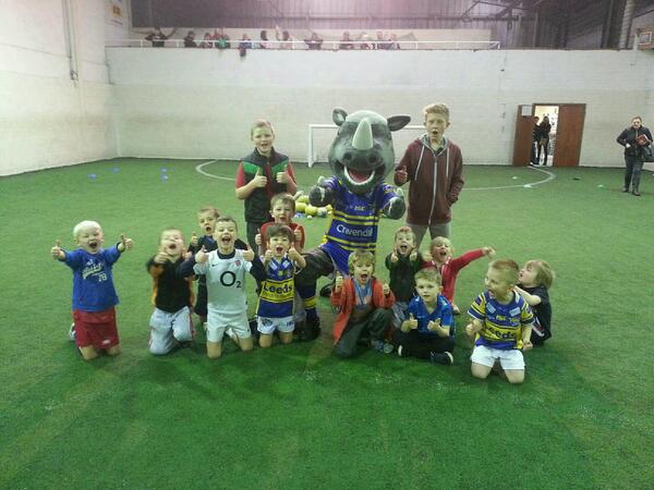 RugbyLeeds's tweet image. Great KS1 taster session @GuiseleyRangers this morning. 13 new Rugby League players! #RLdevelopment!  @OneRonnieRhino