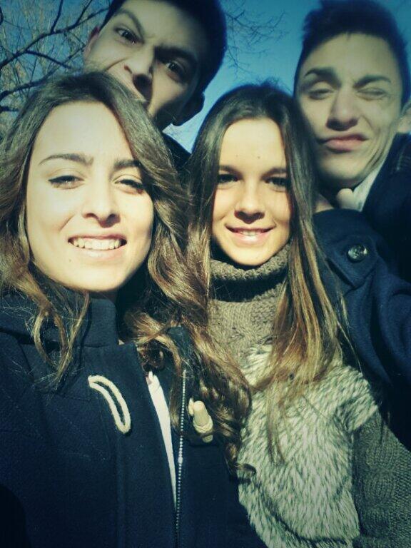 Laiaa_06's tweet photo. @SaaraaGuzmaan @MrLakal @GuzSalva #Giroona http://t.co/XV3d0RA4sA