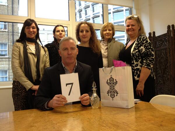 NotesAndScents's tweet image. &quot;@GeorginaPotier: @NotesAndScents #S4CS #yourvine. Just finished our pitch with Con Gornell @PaulSmithDesign http://t.co/01tb5zLGvk&quot; TY