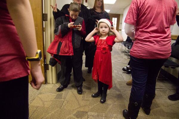 HelpPortraitIC's tweet image. It&apos;s ok if you want to bring your own costumes to the shoot like this awesome Christmas ensemble. #iowacity