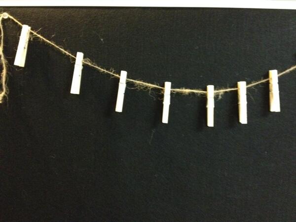 jpooh8318's tweet image. The clothes pins are ready and awaiting the beautiful family portraits.  #HelpPortraitMSP #WidowMight