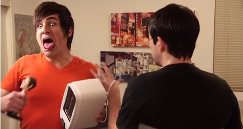 locolife_'s tweet photo. this was the moment I realized that what I was watching made absolutely no sense http://t.co/PBl14WQE1g