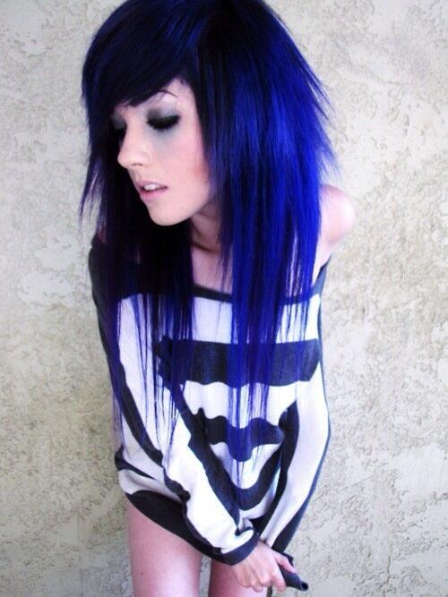 PerfEmoScene's tweet photo. #emo #scene http://t.co/zoE5rGag6s