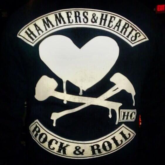 HandHMusic's tweet image. Southern California rain!?! GO THE FUCK AWAY! #bringbacksummer #idolovehoodiesthough post a pic of your fav hoodie!