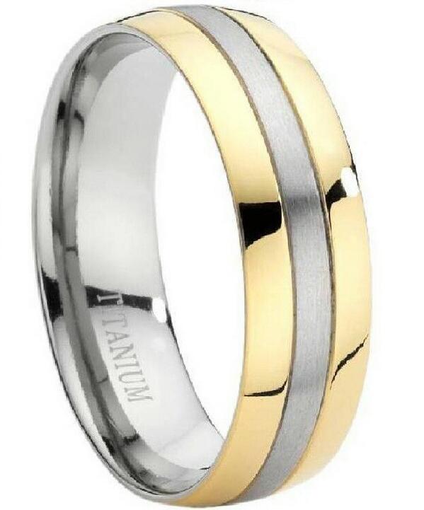 PrinceHStyles_'s tweet photo. My Finny's ring ♥ http://t.co/6yw6hpPWF9