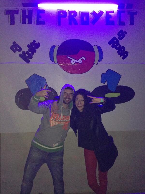 laura_2231992's tweet photo. Hi estamos en The Proyect @giussepe11 http://t.co/Ri9SRO83s7