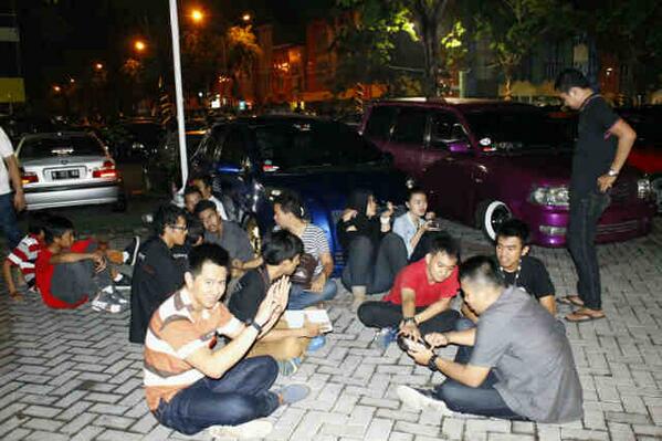 Yg penting itu kebersamaan seperti ini.. *huug..