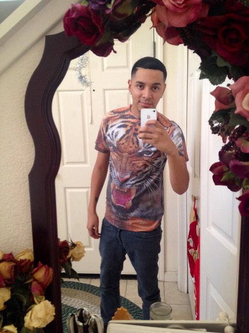 Watch Eric B.'s leaked NSFW photo on TwXstars