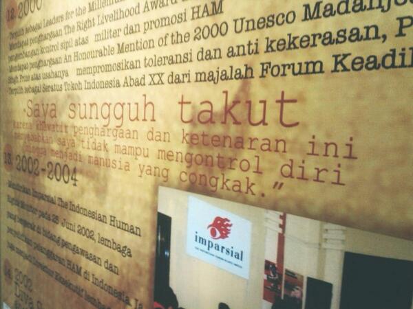 "Saya takut, ketenaran &amp; penghargaan menyebabkan saya tdk mampu mengontrol diri &amp; menjadi congkak" - Munir @OmahMunir