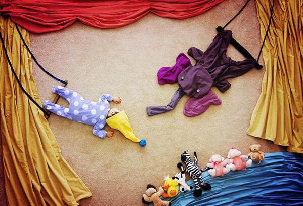 OptimaTM1's tweet image. Mamá creativa al ataque. Queenie Liao recrea diversas aventuras con el sueño de su hijo on.fb.me/18EDItl