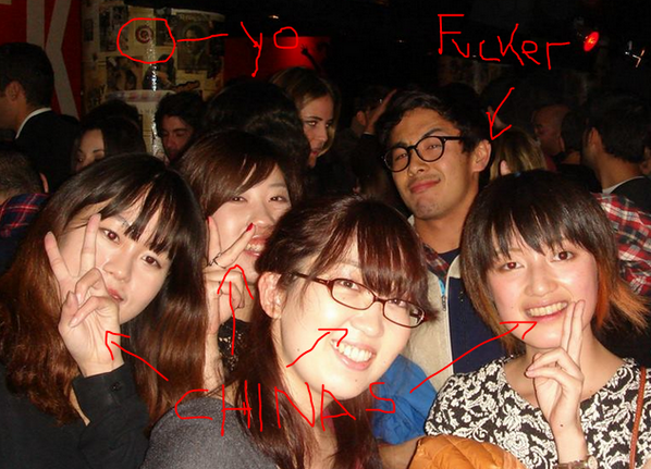 Collejaman's tweet photo. ¡De Party Hard con las chinorris! http://t.co/JZQigIUtID
