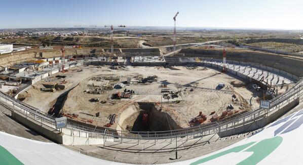 El <a href="/Atleti/">Atlético de Madrid</a> ha actualizado su galería de fotos de las obras: clubatleticodemadrid.com/galerias/la-ev….
Vista desde la grada (día 14 nov)