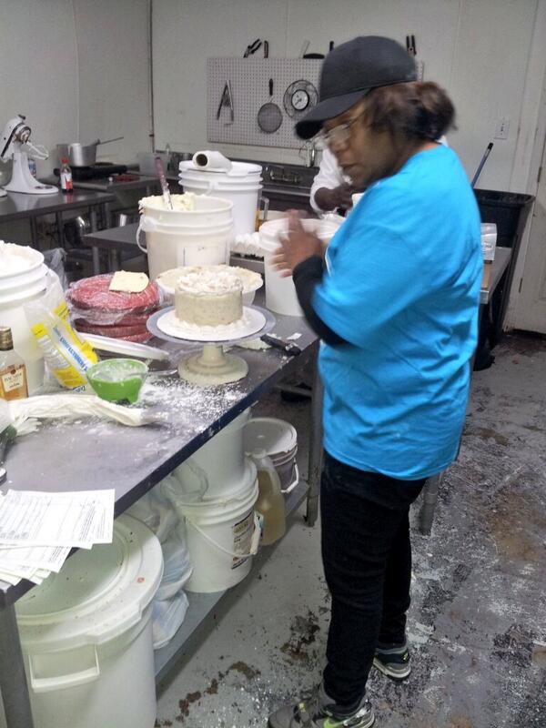 4AmazingCakes tweet picture