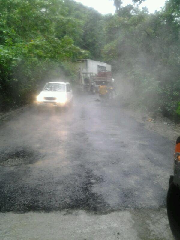 Bacheo en la calle El Pozo Caiza <a href="/CarlosOcariz/">Carlos Ocariz</a>