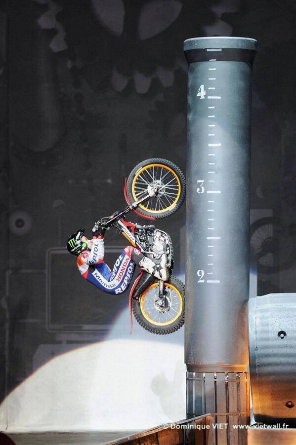 Trialworld's tweet image. ¿Dónde están los límites? Impresionante Toni Bou 
Where are the limits? Amazing Toni Bou