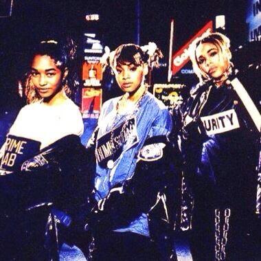 @officialchilli @TheRealTBOZ #TLCTuesday #LEGENDS #TLCistheShit   #YouAintBoutThatLife #DemTLCGuls